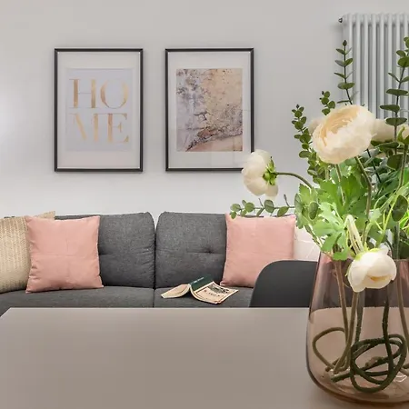 Lady Glam Apartman Siena